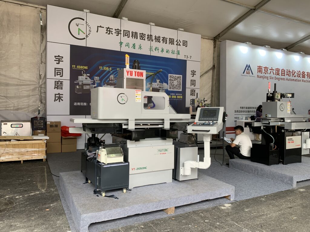 Surface grinding vs belt grinding comparison for precision metal finishing