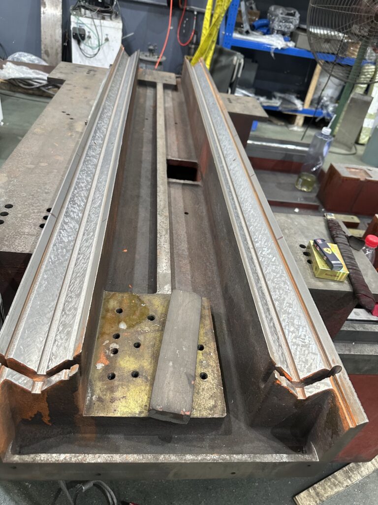Ysurface grinder structure components