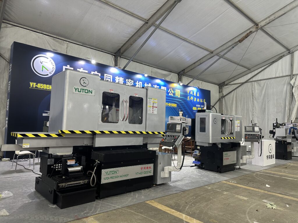 YUTON CNC Surface Grinding Machine