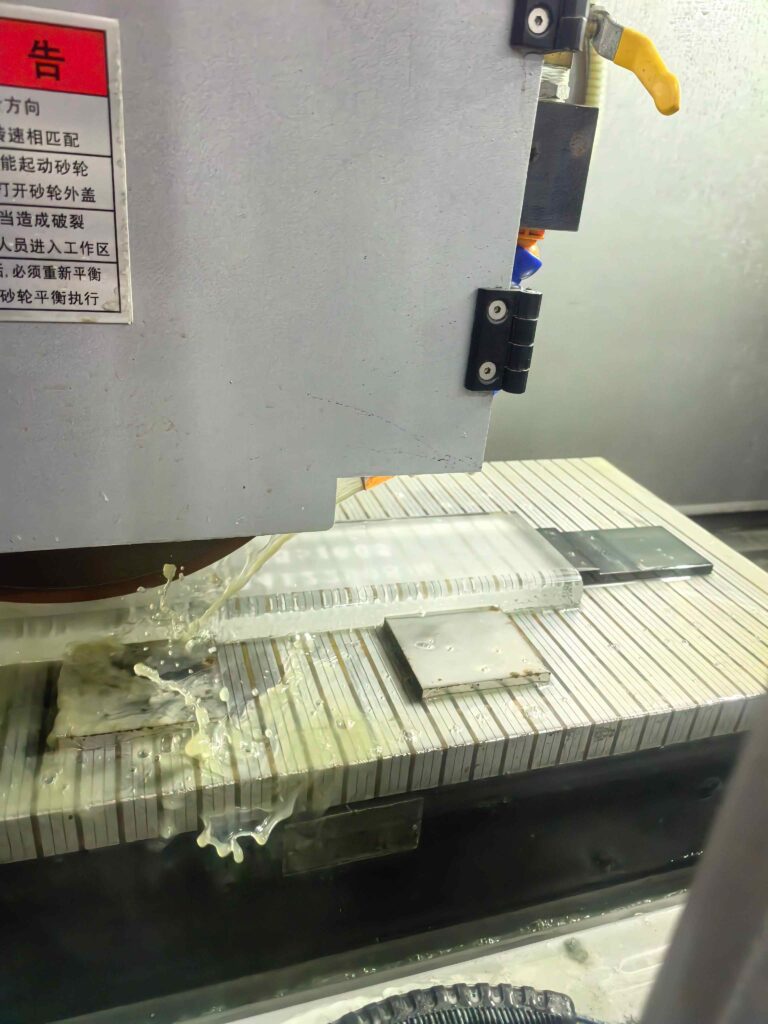 CNC surface grinder machine for precision metal grinding