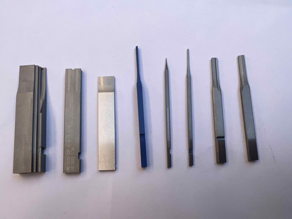 precision grinding machine finishing high accuracy metal components