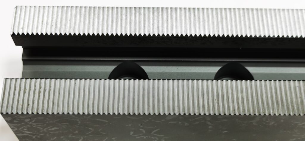 Precision parts machined by YUTON groove grinding machine