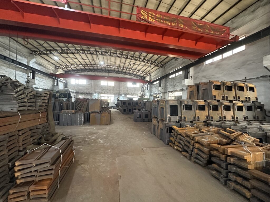 Cast iron casting machining in surface grinder production workshop — rough grinding and milling process 2026