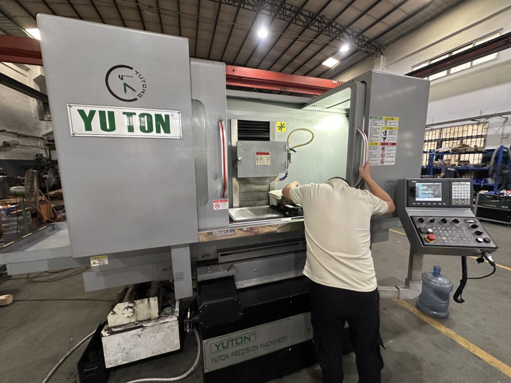 Grinding machine Poland supporting automotive and precision manufacturing industries