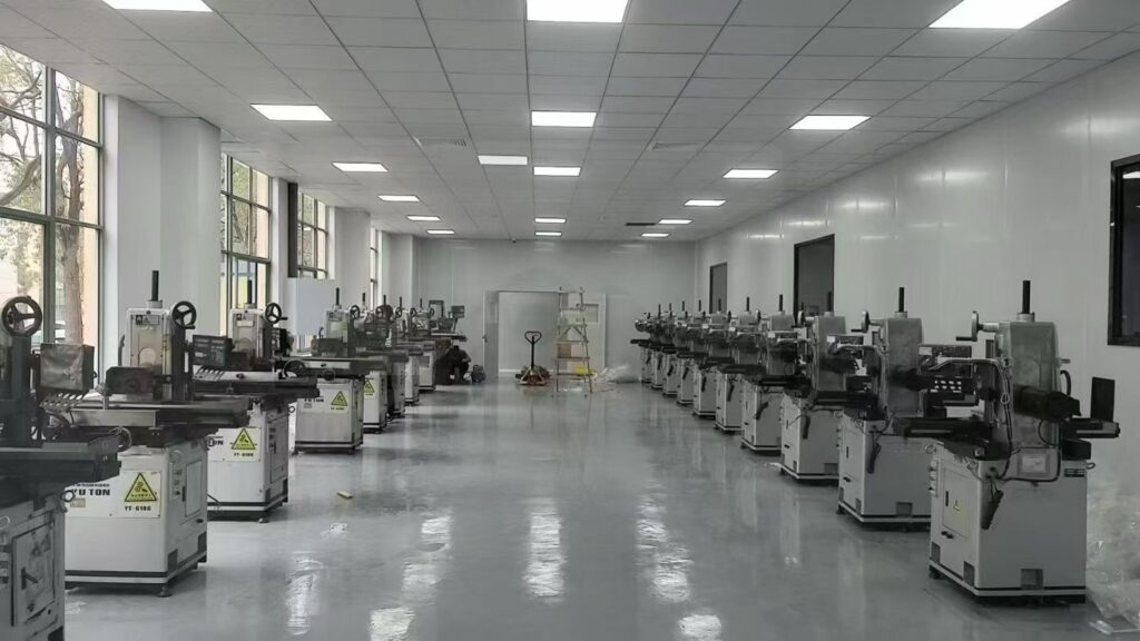 Surface grinder for die making used in a precision tool and die manufacturing workshop